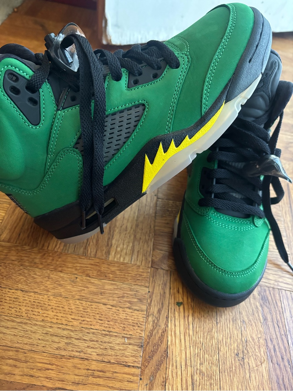 Nike Kids Green, Black & Yellow Retro Basketball Sneakers